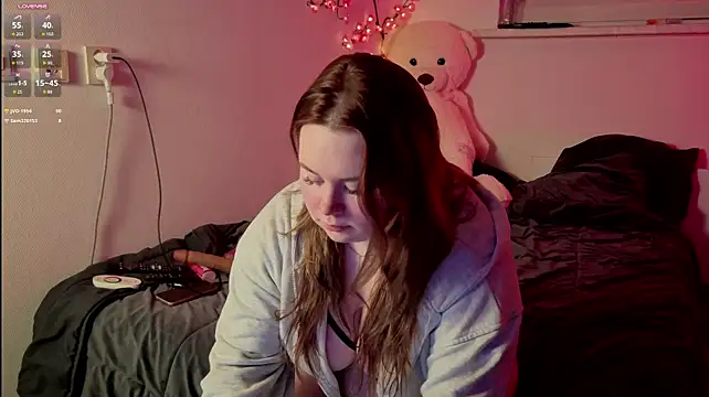 ItsLittleLola - nipple clamps 5 min