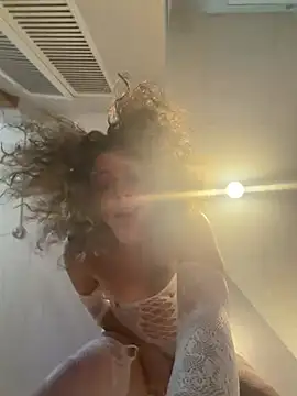 Squiirtqueenn - Squirt show outside