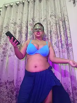 TANISHA-2026 - Suck niple