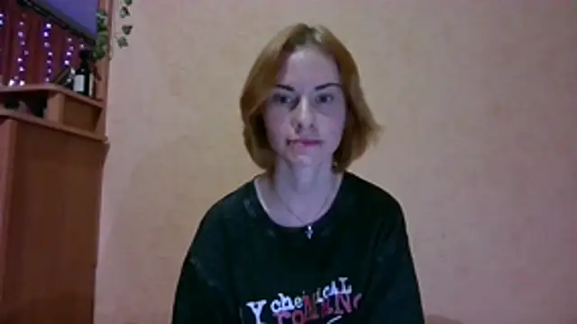 Fiona_Night - to put on a mini dress