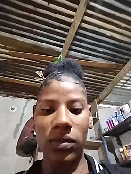 MelodieHart - Wanna see me riding my toy?
