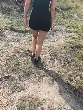 CrazyFrench2 - Elle retire la robe