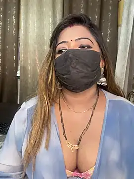 Lovely-Geet - OILY ASS