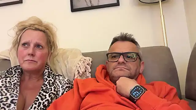 Naughtybutnice76 - Spunk over boobs
