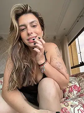 BarbieHotBrazil - Dedo no cu ao vivo