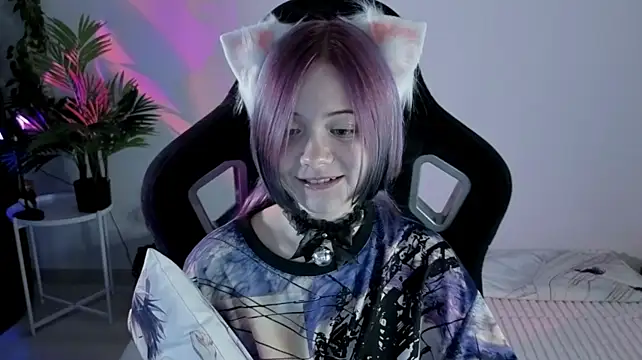 Hikkacat - 🤍 sexy ahegao