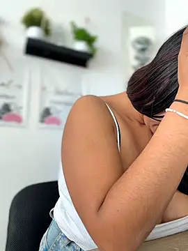 Sara-77 - TITSJOB IN PUBLIC+ OIL + AHEGAO😈