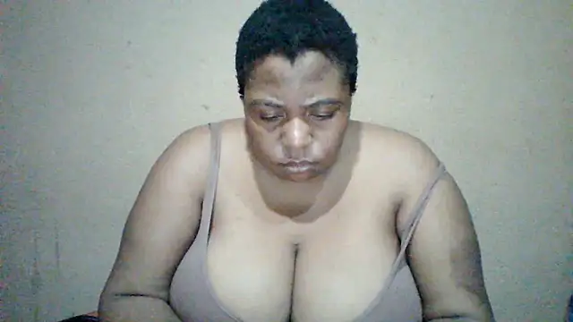 Bustyboobs27