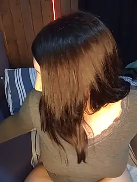 Juliigm - Oil tits & Flash (Aceite en tetas) 🍒✨