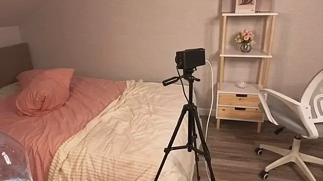 Nicole_Allenn