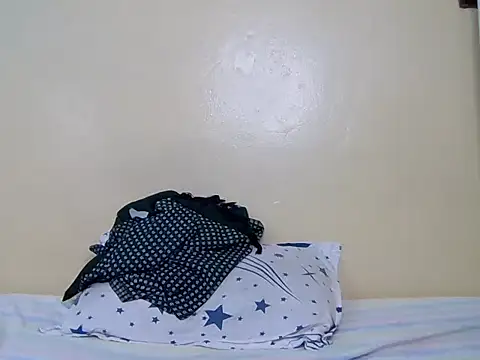 Lovelybooty - Bubbly ass