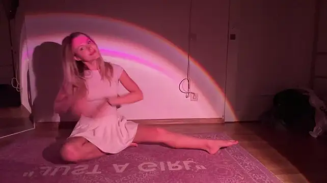 UnwedGrist - Slow sensual floor-pose sequence