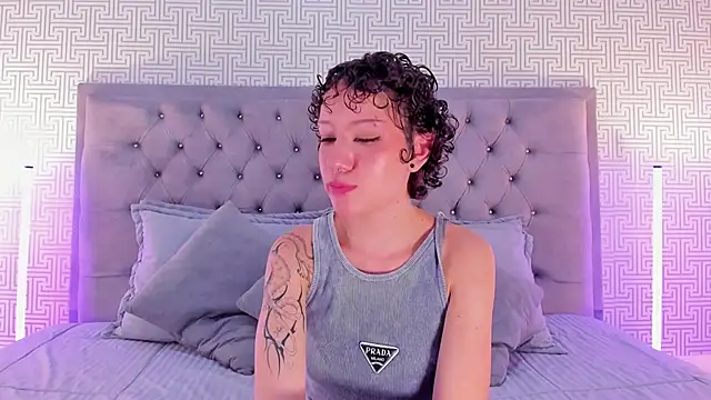 NohaCooper - my body full of oil