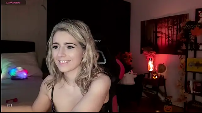 Lisaonthemoon - Last tipper gets 3 surprise Videos <3
