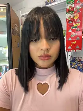 Bella-Ferrer - ride torso in the store