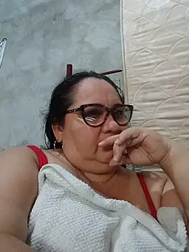 HotXXXgirl_01 - En cuatro sin bragas 🍑🍆🍒