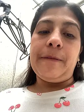 Antonella_SW1 - Ice on my boobs 🧊