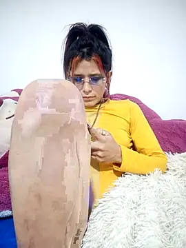 Lya_Ross19 - 🥵Two fingers in doggy-style ass😈