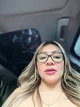 DIANITA_1988 - French kisses girls