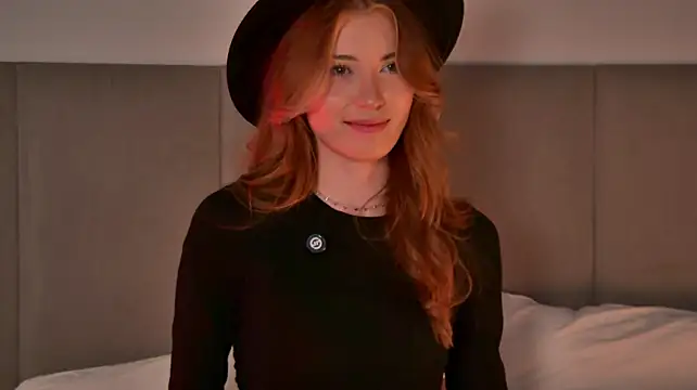 AlisaRussel - without panties... <3