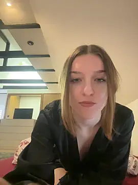 MyCherryKiss - Show ass and Slap 5X🥵💦