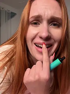 ChiaraVelvet - Suck on my 2 Fingers like on ur dick 🍌