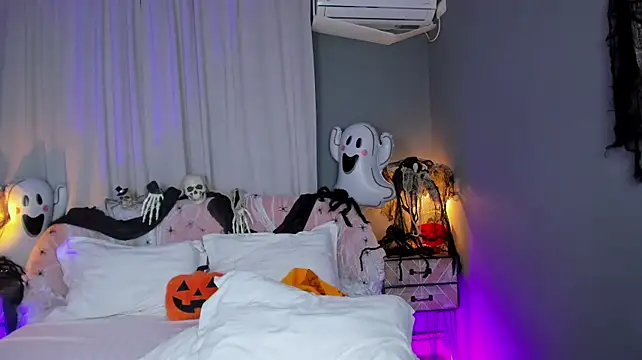 AmedeeaBanks - Tease me with your gentle vibrations