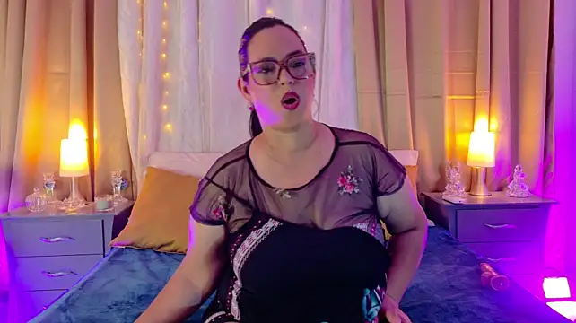 Talivega - show ass 🔥🍑