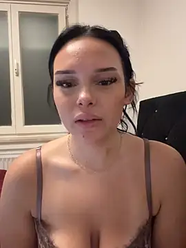 HotEmii - Squezze my Boobs💦💦