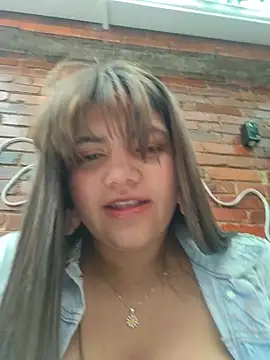 Ivy_enjoy - Oil my tits in public