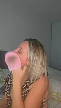 Malicia-hot - Flash seins