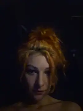 FreyaFucksFans - 🍆 ASK TO SEE HIS DICK AT LEAST