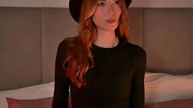 AlisaRussel - without panties... <3