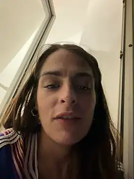 Camii2244 - Spanks until ass red