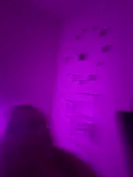 SarahWildy - Squezze my boobs💦