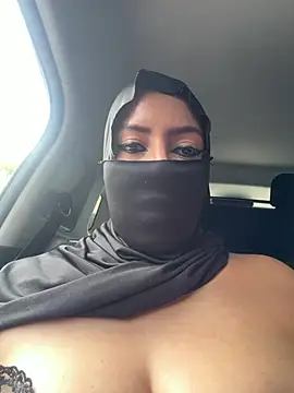 Qamar_Khalifa - TEASE ON PANTY
