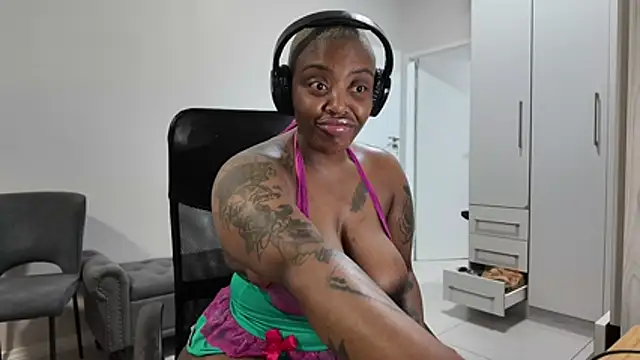 BedroomBullyX5 - squirt my cunt >>