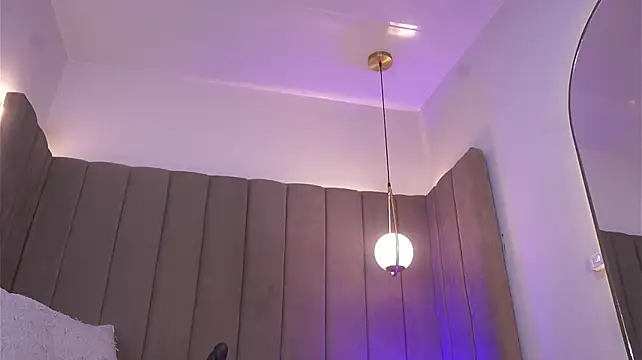 Ashley_Beaomunt - Play pussy in doggy