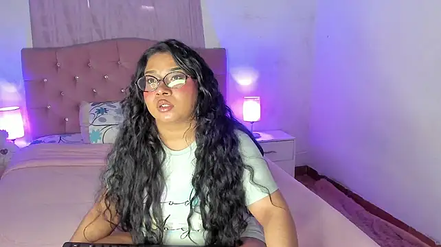 Latinabombsheell - OIL BOOBS AND BOUNCE