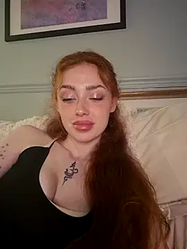 Joyce_Stonex - Flash boobs