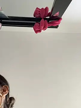 SofiUrrego - Remove top