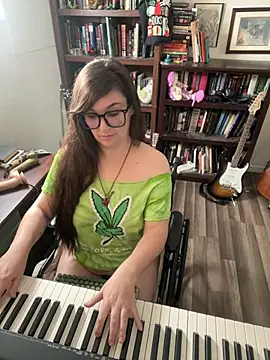 Adobe_Angel - Retire from camming to pursue Booktube