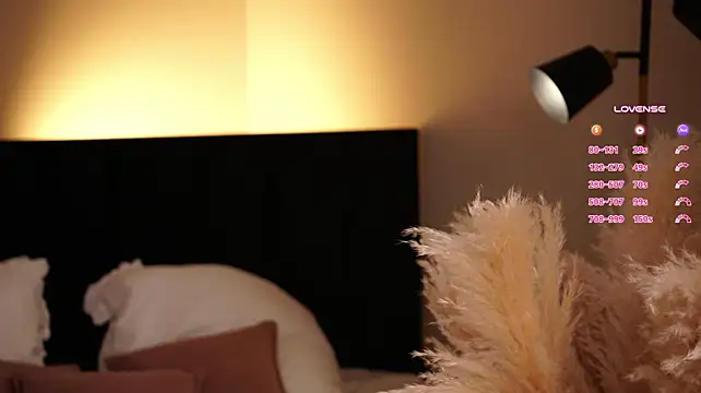 Sandy-the-Squirrel - flash my panties