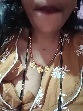 Sexyradha_