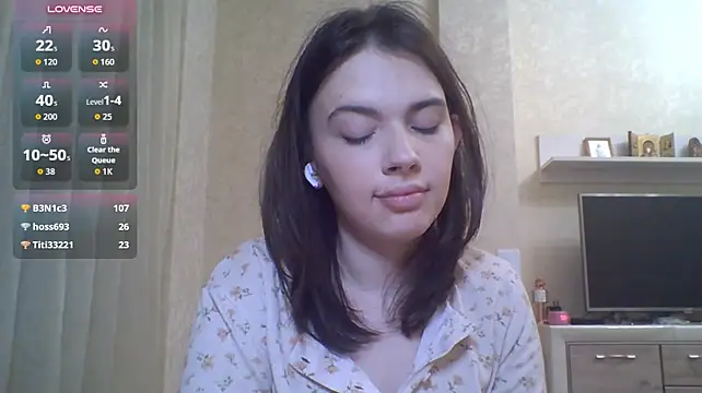 CeyaLier - Ride position naked with a toy