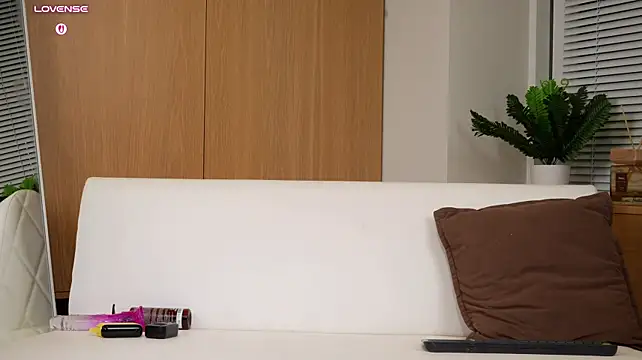 Alicemoo - FUCK ME IN COWGIRL POSE