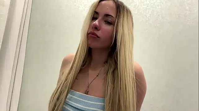 MissyHarlan - change into a dress