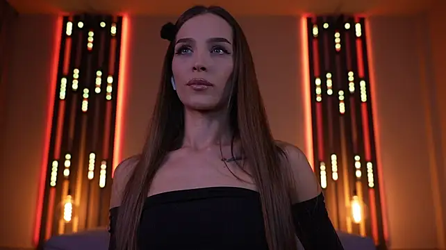 Oliviabennett2022 - Striptease...