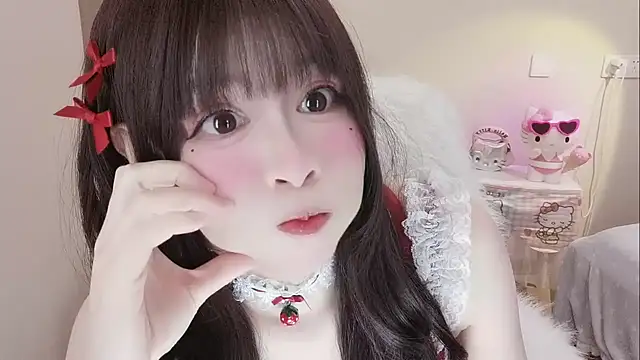 -zhuzhu-999- - 想给哥哥喝水，但又怕哥哥扎我的大腿🦵🦵🦵