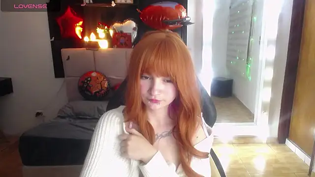 _Charlotte_Collins_ - show my tits
